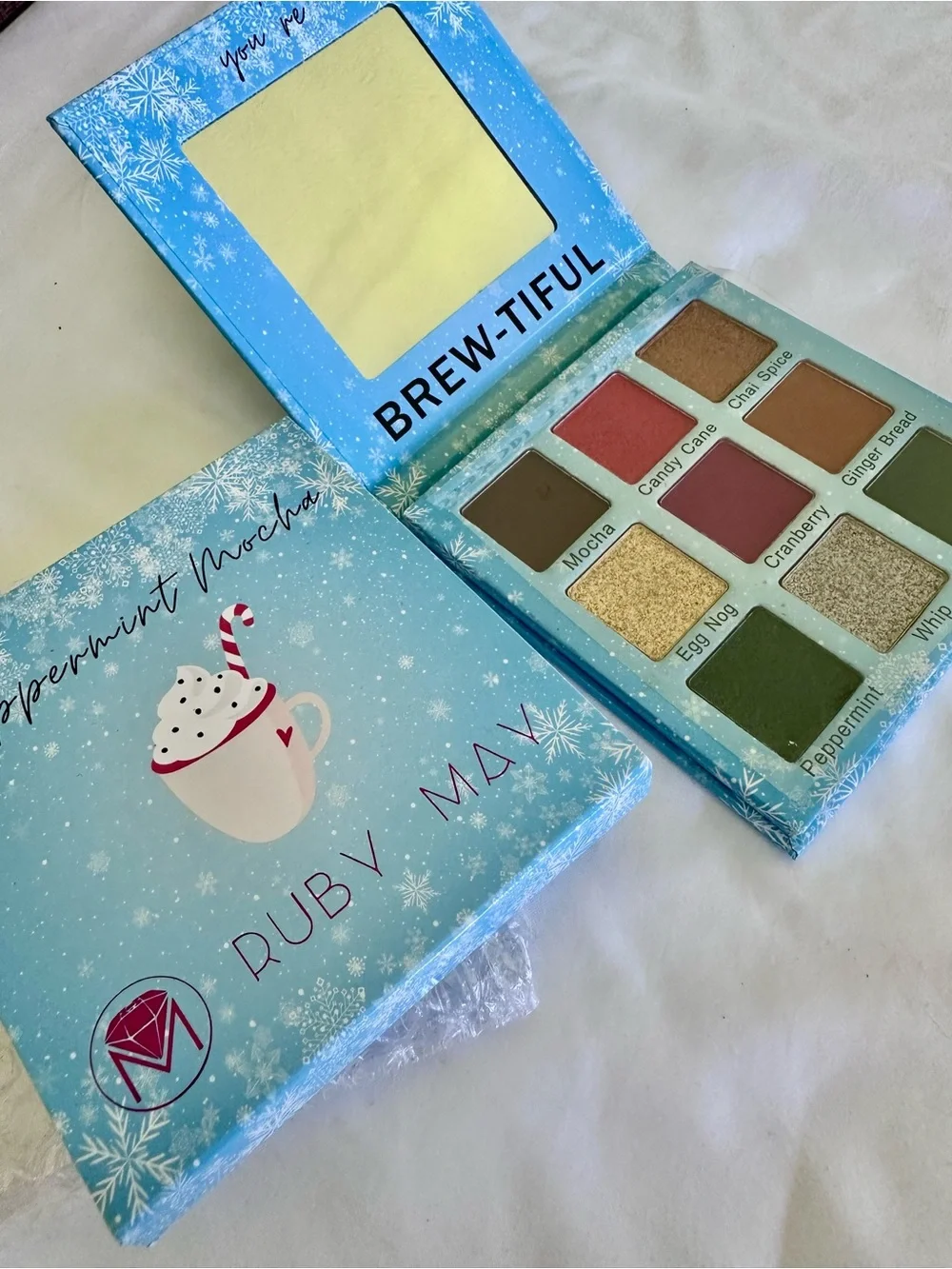 Brew-tiful Holiday Eyeshadow Palette by - Peppermint Mocha (Multicolor)